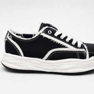 CAMDEN BLACK